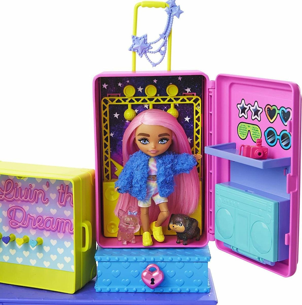 Mattel Barbie Extra Doll Κούκλα, Playset Και Αξεσουάρ Σετ Παιχνιδιού Με Ζωάκια (HDY910)