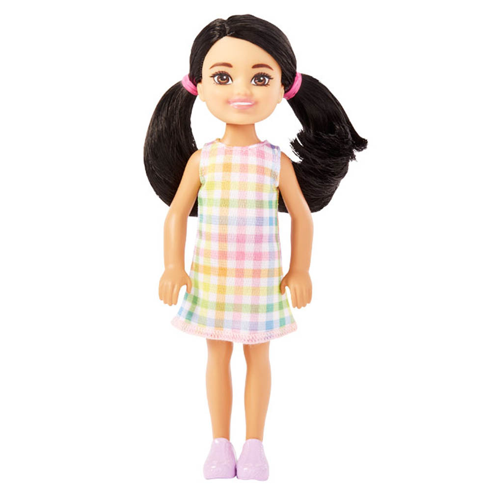 Mattel Barbie Chelsea Μελαχρινή Με Καρώ Φόρεμα (DWJ33/HKD91)