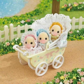 Sylvanian Families: Darling Ducklings Baby Carriage