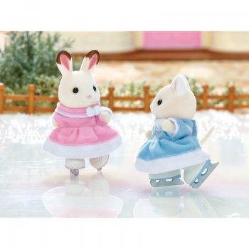 Sylvanian Families: Ice Skating Friends